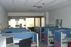 領(lǐng)先不間斷電源技術(shù) 創(chuàng)新與品質(zhì)的驅(qū)動者